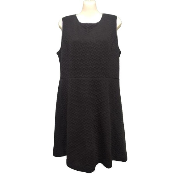 Ann Taylor LOFT Sleeveless Quilted Dress with Faux Leather Trim, Black, Size 10 - Picture 1 of 6